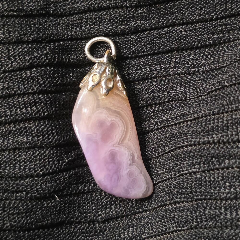 Purple Banded Agate Pendant Polished Freeform Gemstone Silver Tone Leaf Bail